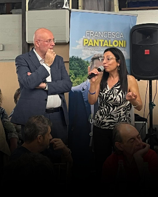 Ascoli - Spray urticante e fuggi-fuggi durante cena elettorale della Pantaloni